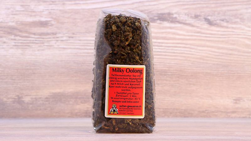 Milky Oolong Tea