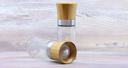 Keramikmühle kombiniert mit Bambus